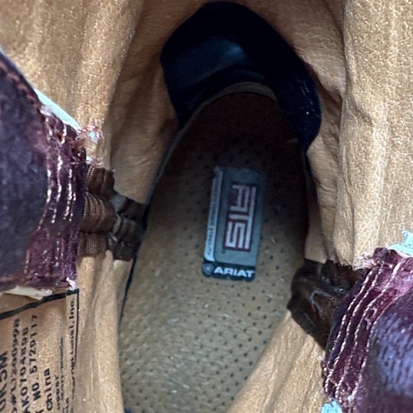 Ariat Tan and Brown Western Cowboy Boots Size 7.5 0069 - Picture 2 of 9